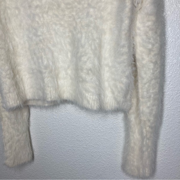 Free People Serendipity Faux Fur Sweater Medium Cream - Picture 9 of 16